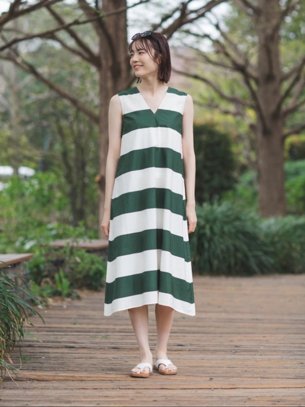 Marimekko Uniqlo Sleeveless Green and White Striped V‑Neck Dress